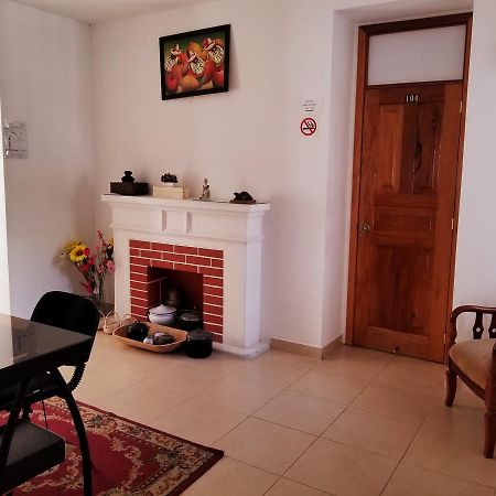 Heritage Inn Кіто Екстер'єр фото