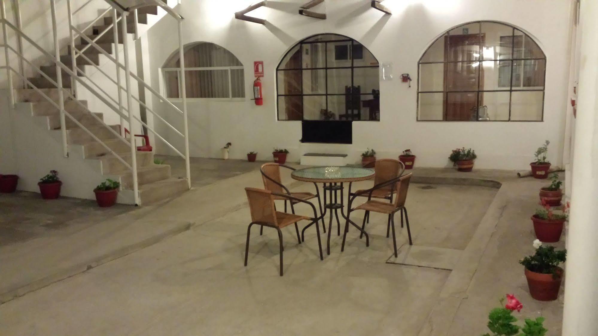 Heritage Inn Кіто Екстер'єр фото